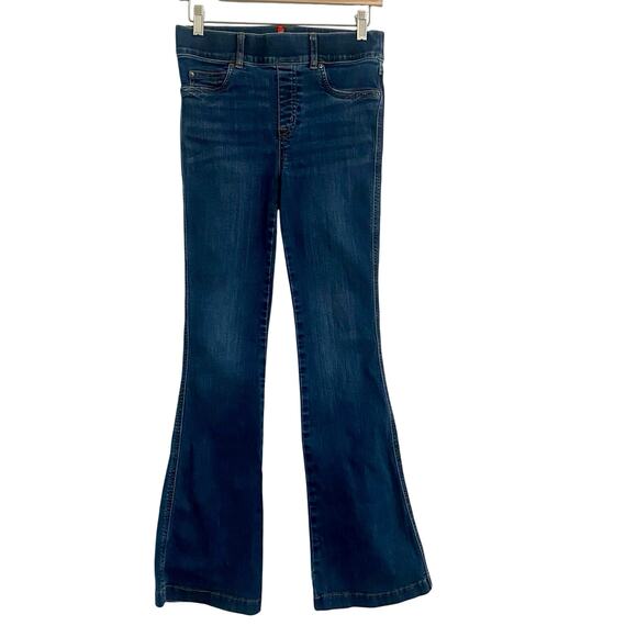 Spanx Pants - Spanx Flare Leg Pull On Jeans Women's Small Petite 32 inseam Shapewear #20327Q